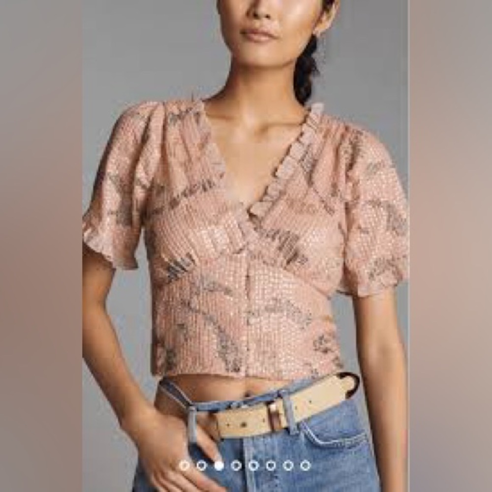 FOREVER THAT GIRL NWT Forever That Girl Sequined V-Neck Blouse in Neutral— M